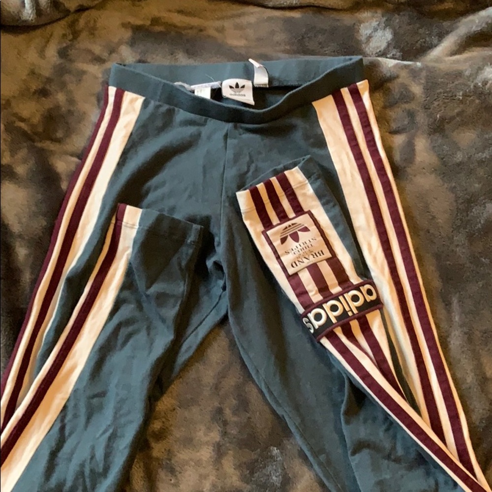 Adidas leggings